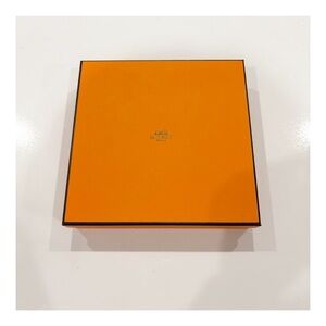 Hermes Small Square Box approx 8” x 8” 1.75”